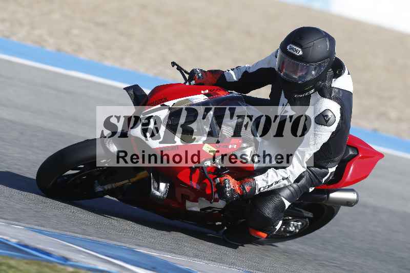 /Archiv-2024/02 29.01.-02.02.2024 Moto Center Thun Jerez/Gruppe gruen-green/162